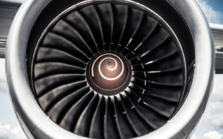 © Getty Images: lotniczy silnik turbinowy